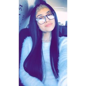 Meet your Posher, Andrea